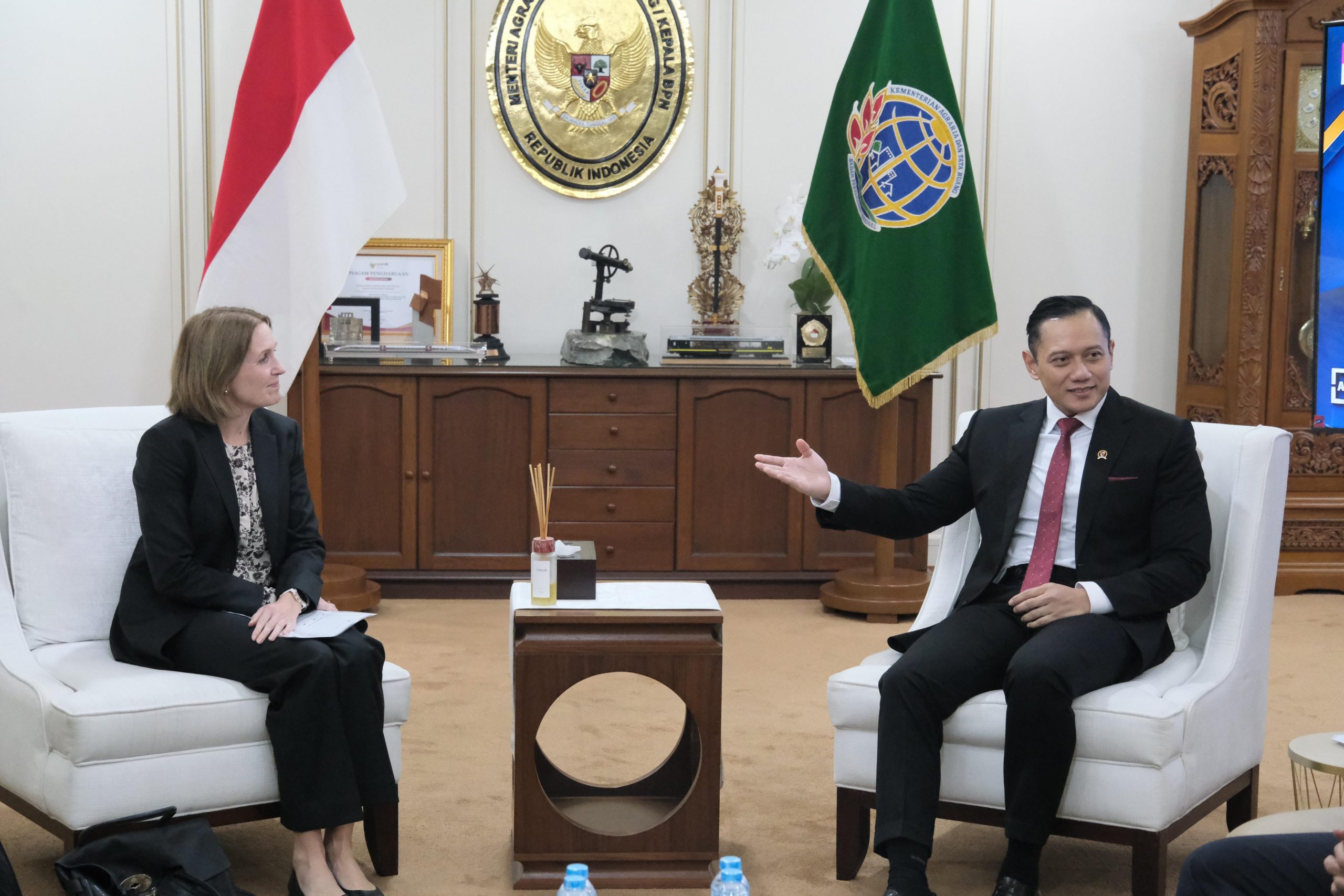 Foto: Terima Kunjungan Dubes Norwegia, AHY Pastikan Kemudahan Investasi Melalui Kepastian Hukum atas Tanah di Indonesia